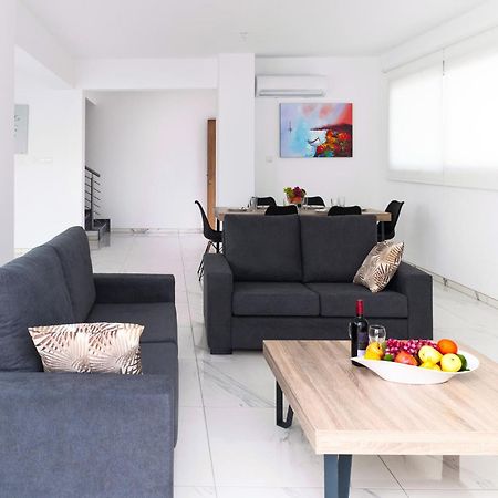 Villa Roberta Ayia Napa Ngoại thất bức ảnh