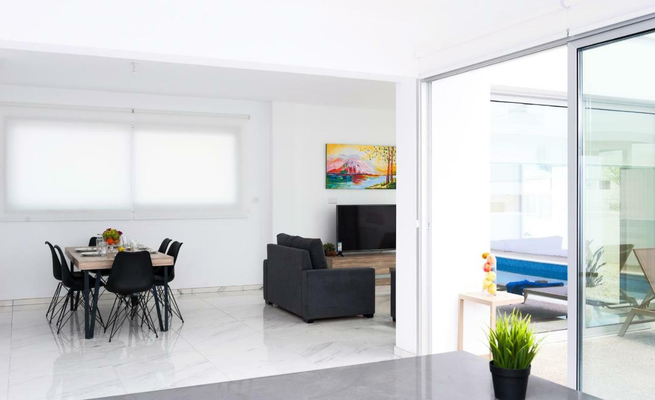 Villa Roberta Ayia Napa Ngoại thất bức ảnh